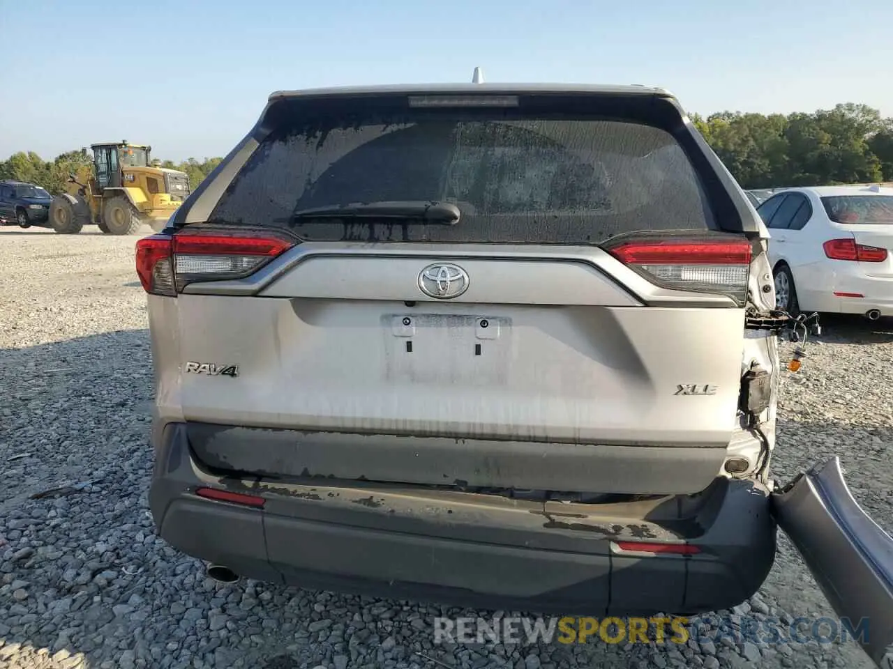 6 Photograph of a damaged car 2T3C1RFV7MC165984 TOYOTA RAV4 2021