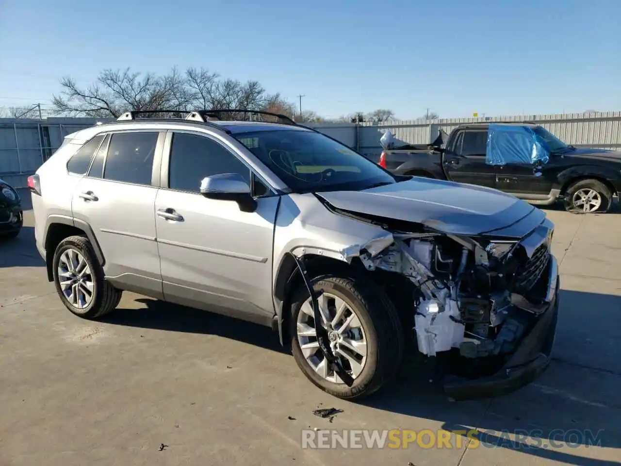 9 Photograph of a damaged car 2T3C1RFV7MC166553 TOYOTA RAV4 2021