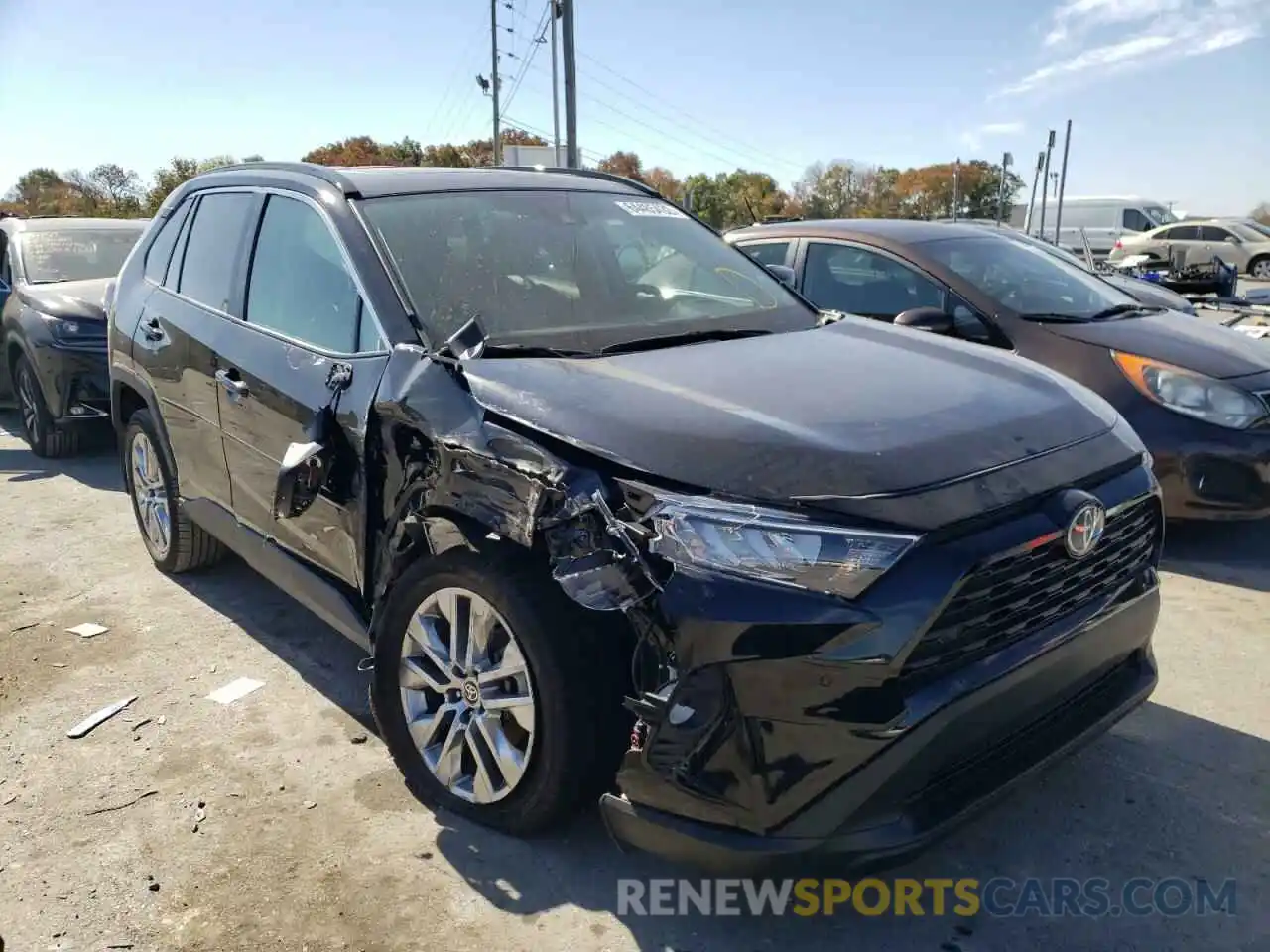 1 Photograph of a damaged car 2T3C1RFV7MW126472 TOYOTA RAV4 2021