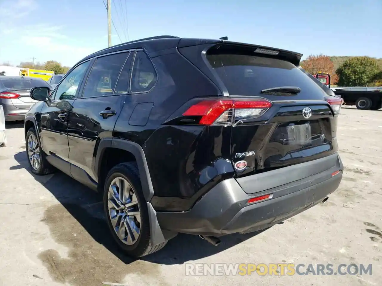 3 Photograph of a damaged car 2T3C1RFV7MW126472 TOYOTA RAV4 2021