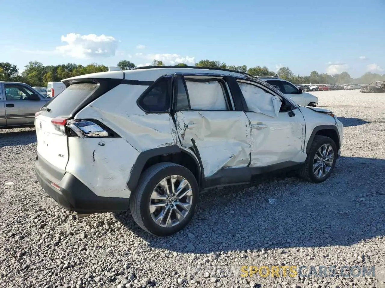 3 Photograph of a damaged car 2T3C1RFV7MW129856 TOYOTA RAV4 2021