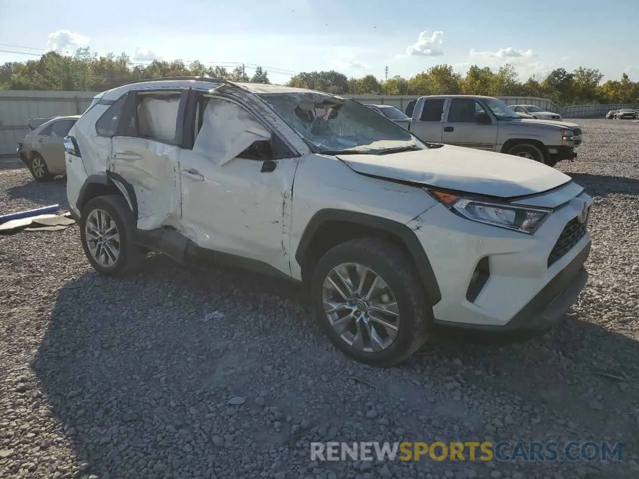 4 Photograph of a damaged car 2T3C1RFV7MW129856 TOYOTA RAV4 2021