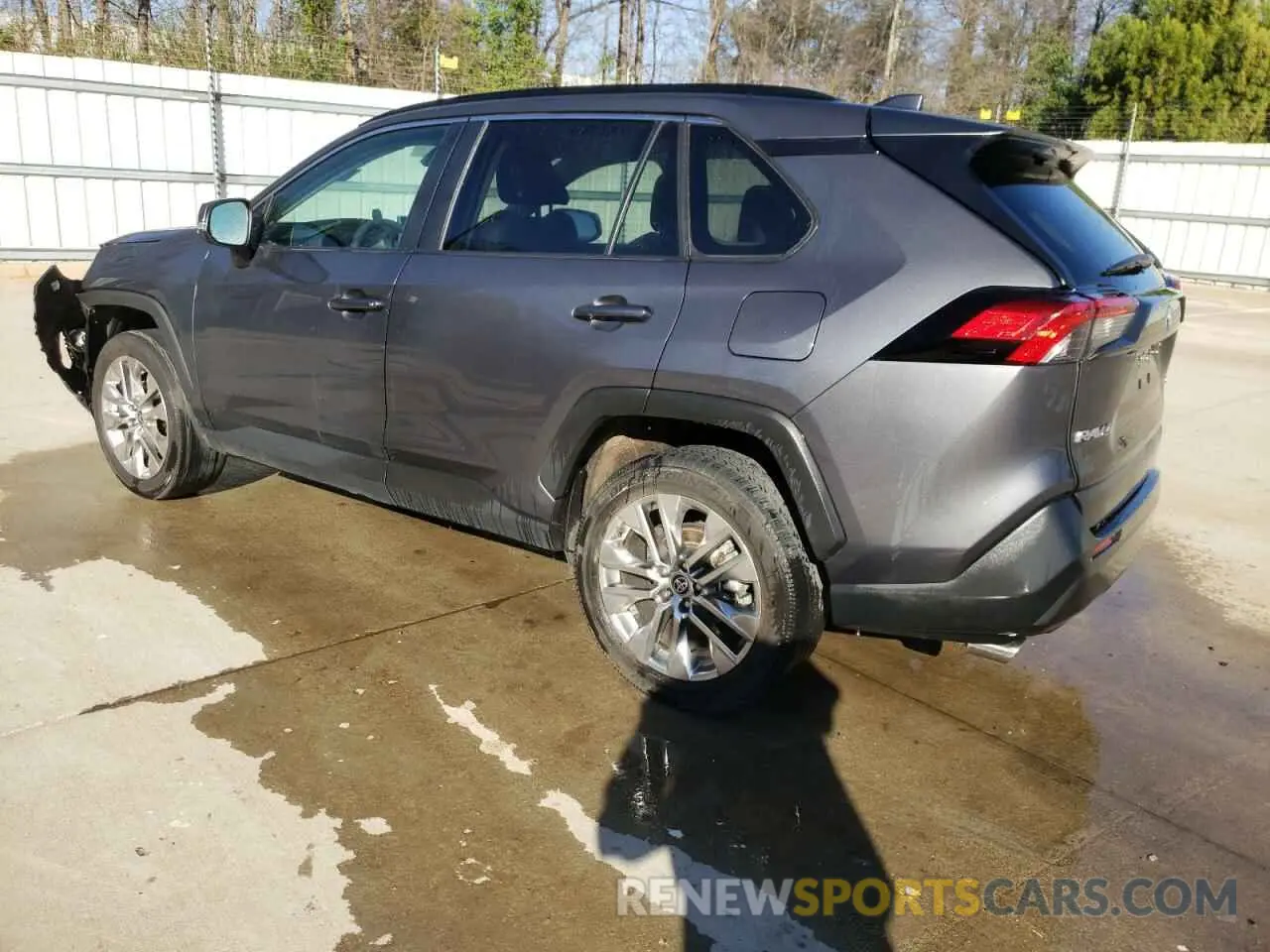2 Photograph of a damaged car 2T3C1RFV7MW161013 TOYOTA RAV4 2021