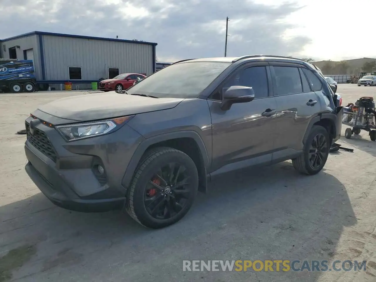 1 Photograph of a damaged car 2T3C1RFV8MC105020 TOYOTA RAV4 2021