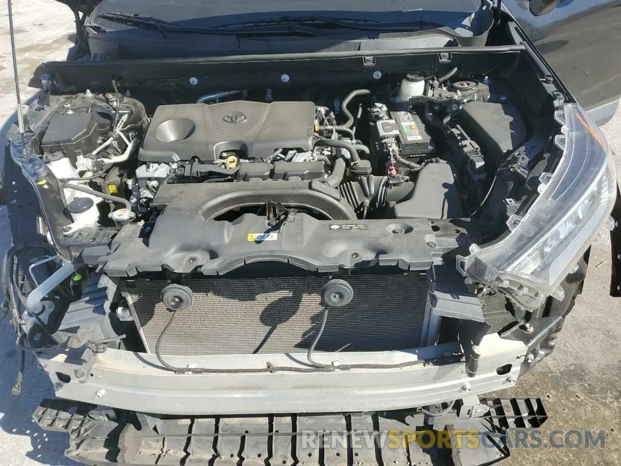 14 Photograph of a damaged car 2T3C1RFV8MC108743 TOYOTA RAV4 2021