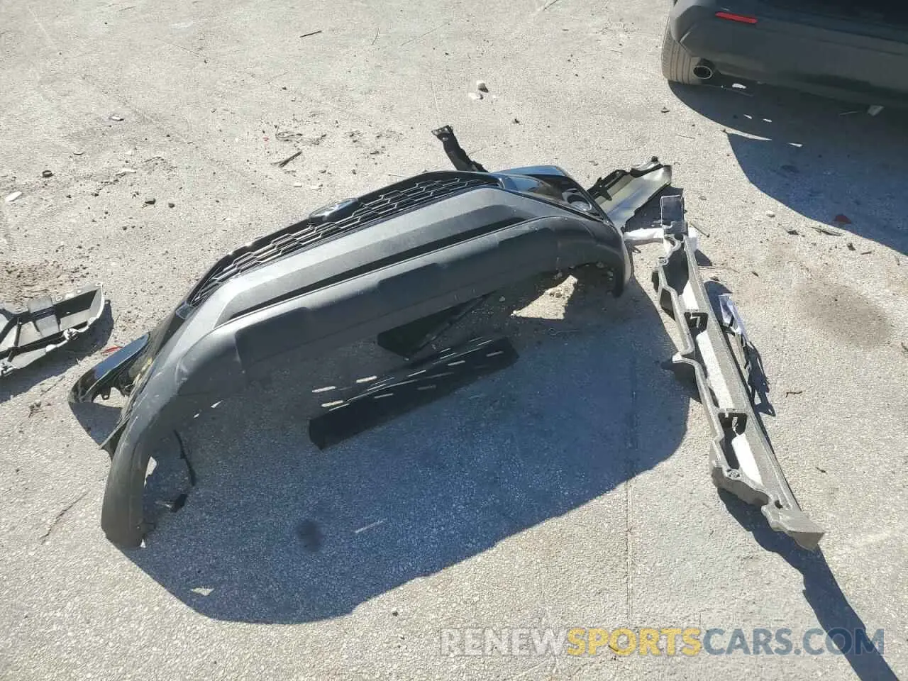 15 Photograph of a damaged car 2T3C1RFV8MC108743 TOYOTA RAV4 2021