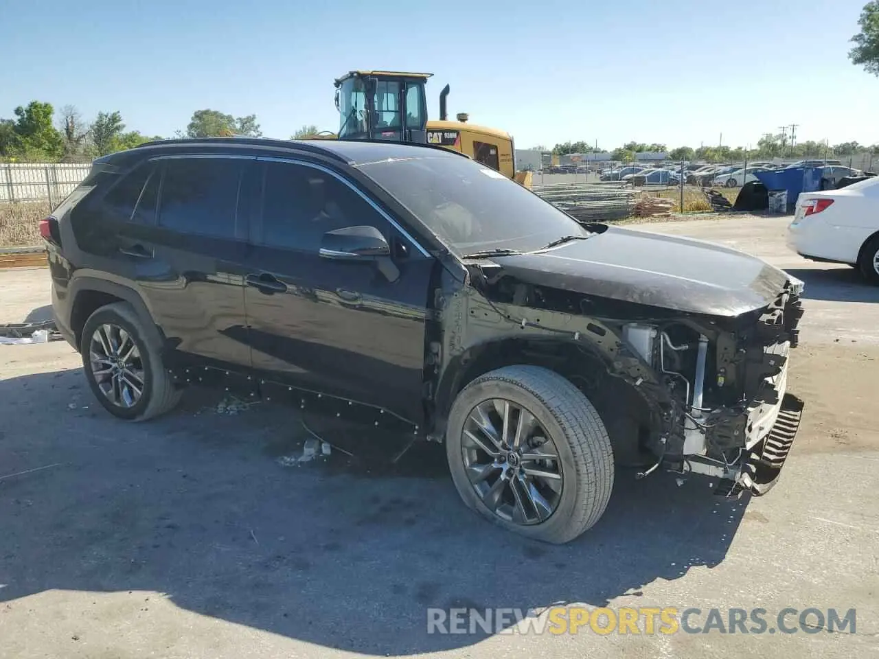 4 Photograph of a damaged car 2T3C1RFV8MC108743 TOYOTA RAV4 2021