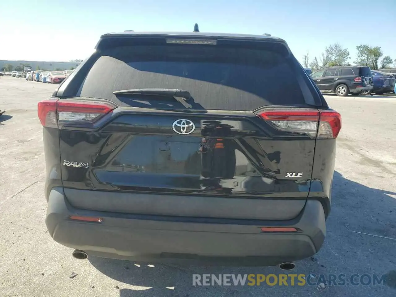 6 Photograph of a damaged car 2T3C1RFV8MC108743 TOYOTA RAV4 2021