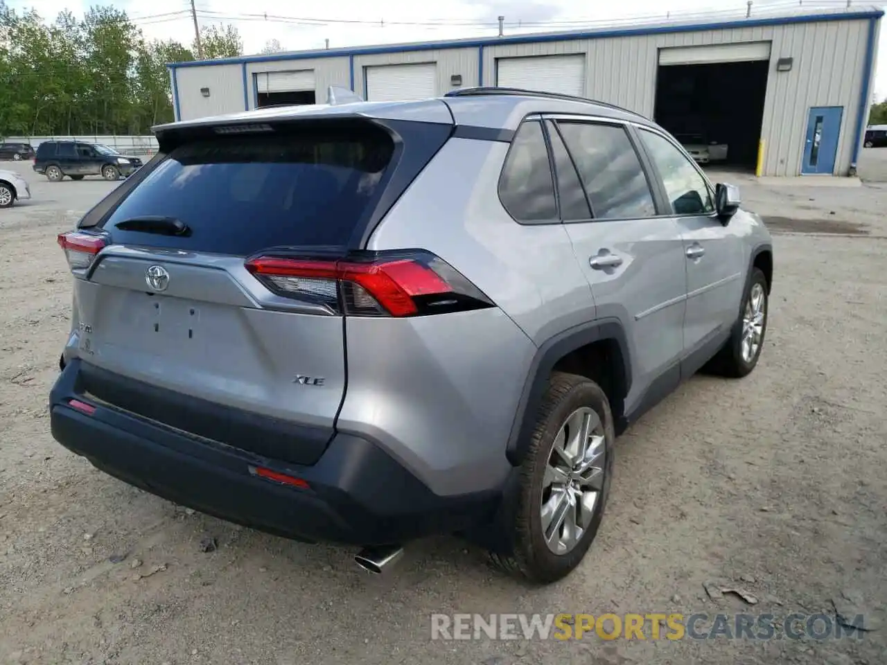 4 Photograph of a damaged car 2T3C1RFV8MC110704 TOYOTA RAV4 2021