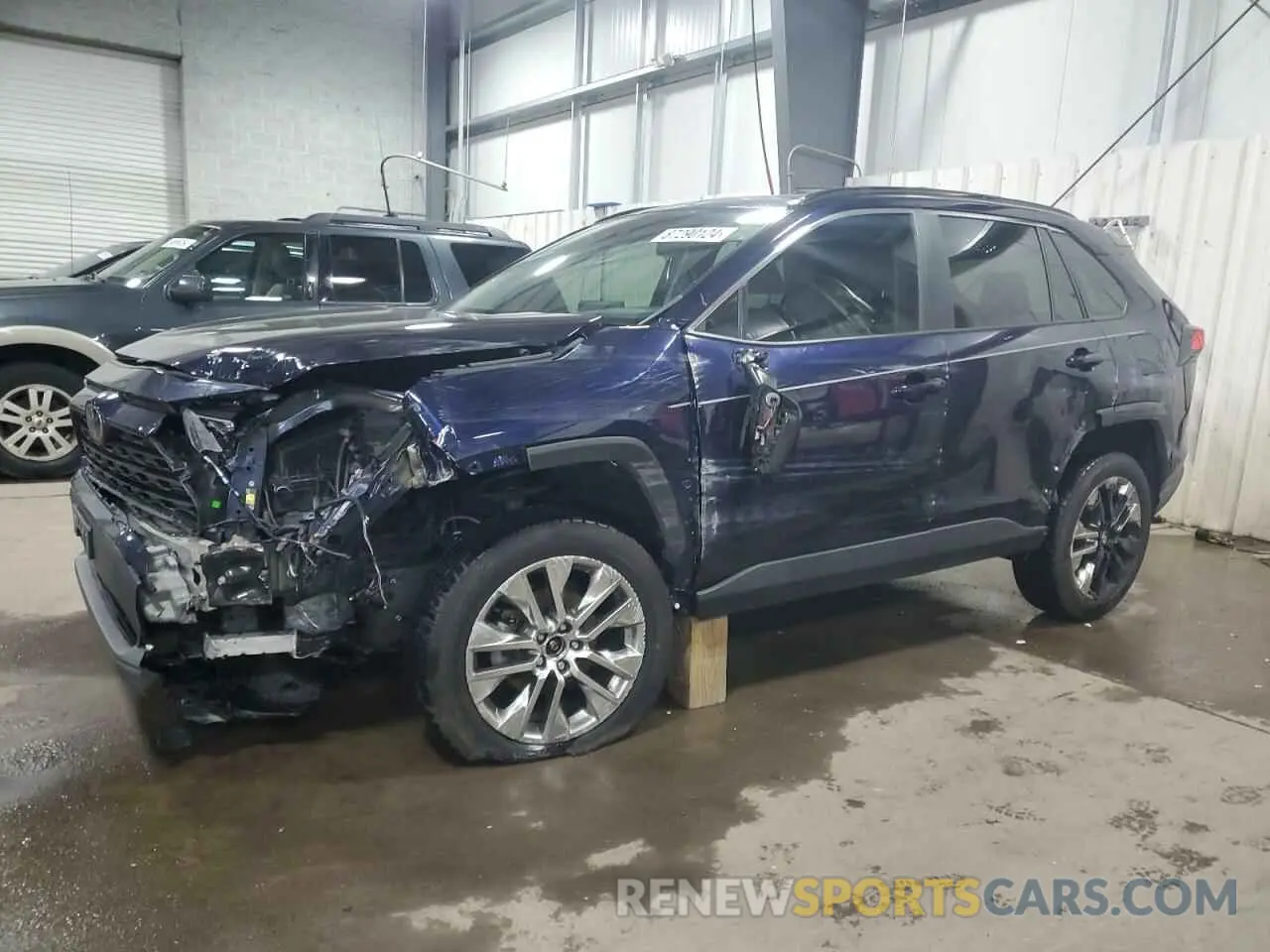 1 Photograph of a damaged car 2T3C1RFV8MW121085 TOYOTA RAV4 2021