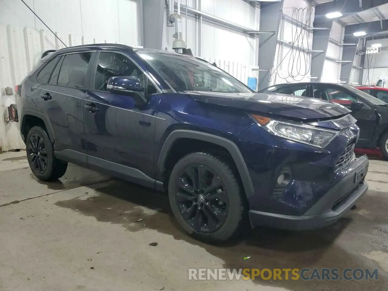 4 Photograph of a damaged car 2T3C1RFV8MW121085 TOYOTA RAV4 2021