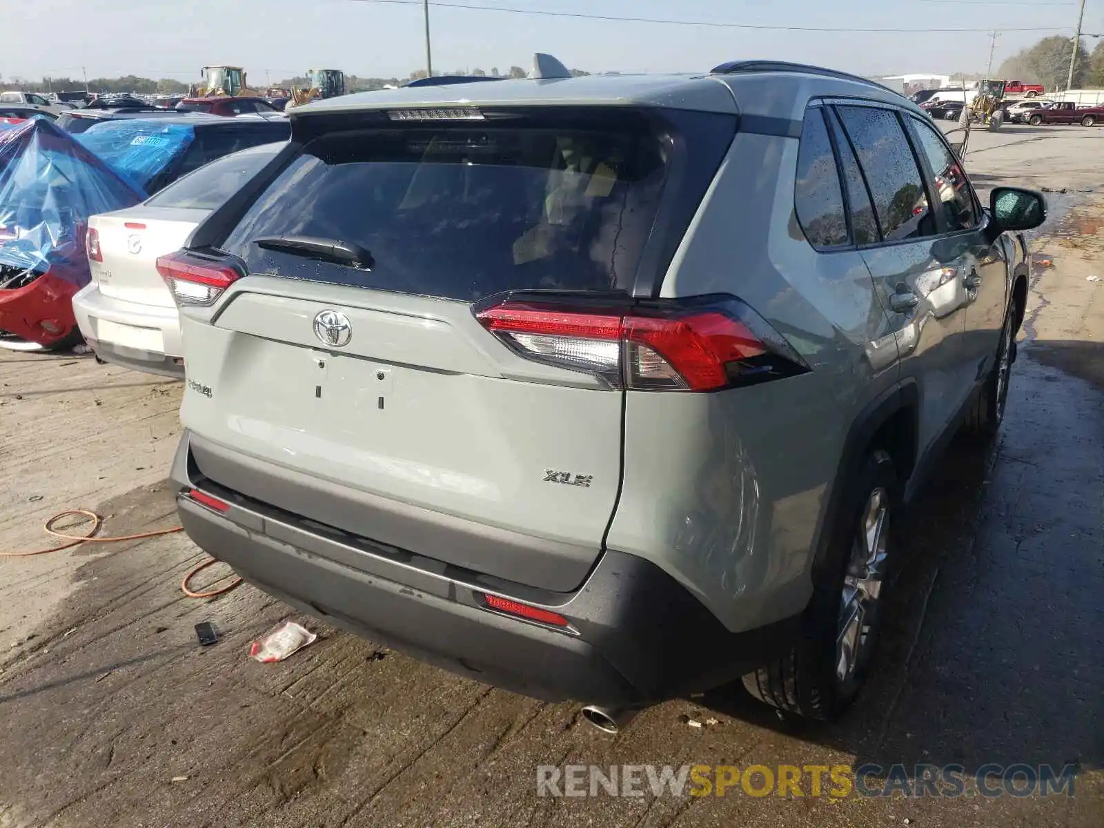 4 Photograph of a damaged car 2T3C1RFV8MW122799 TOYOTA RAV4 2021