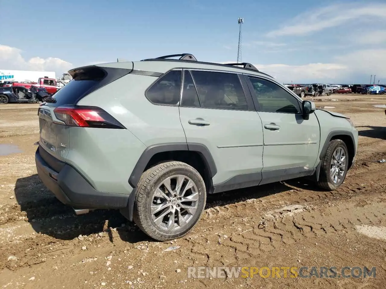 3 Photograph of a damaged car 2T3C1RFV8MW145144 TOYOTA RAV4 2021