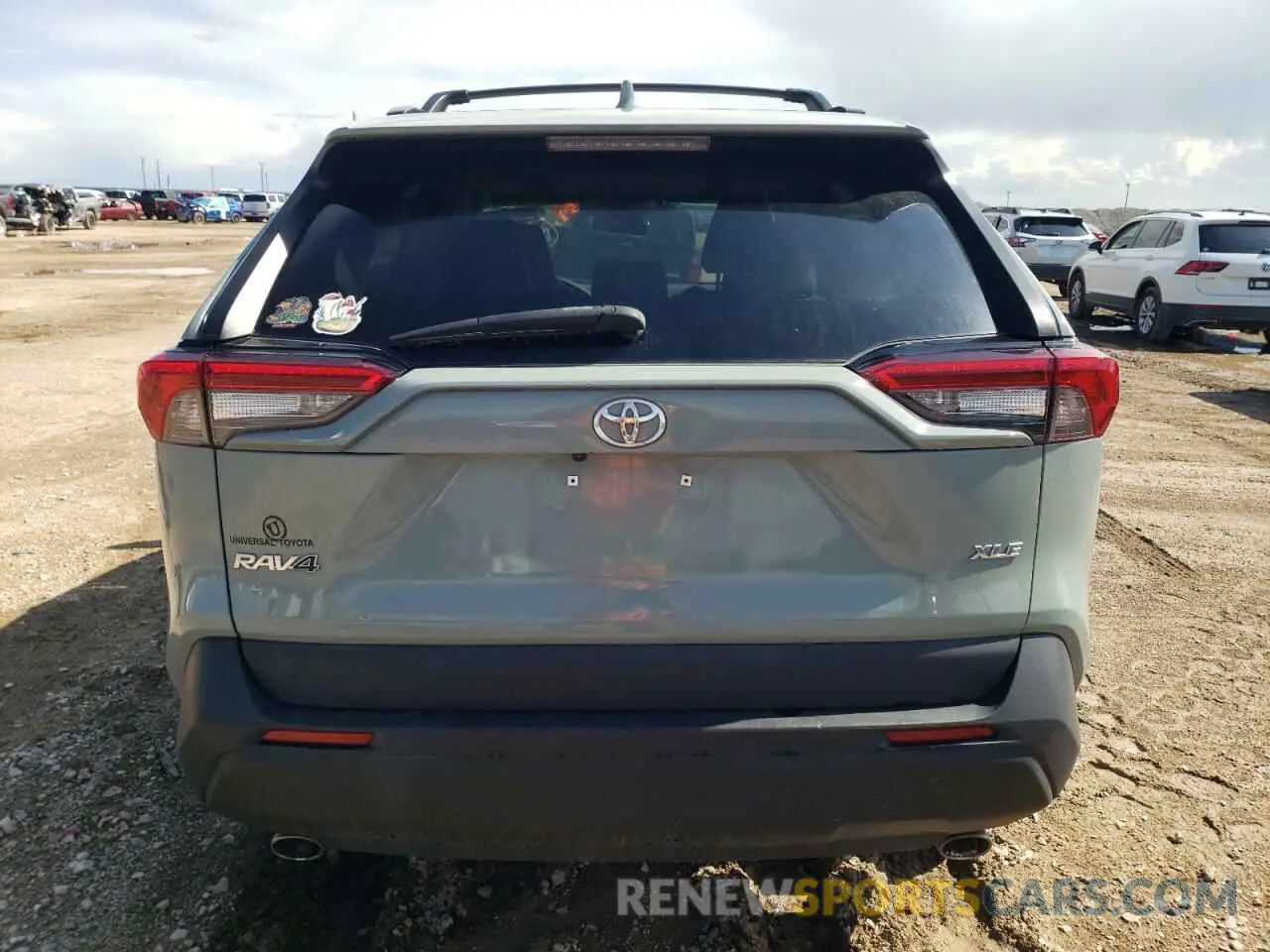 6 Photograph of a damaged car 2T3C1RFV8MW145144 TOYOTA RAV4 2021