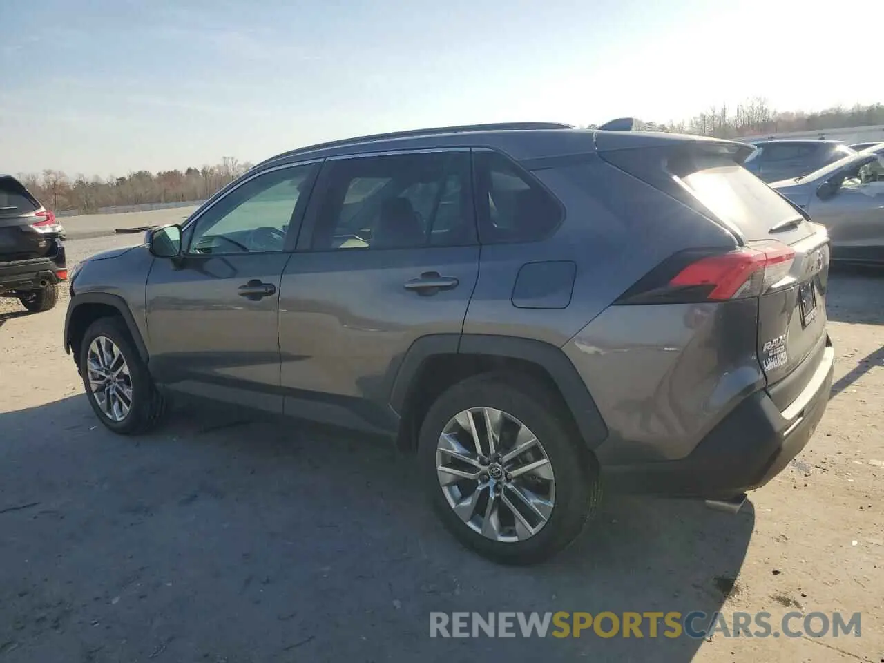 2 Photograph of a damaged car 2T3C1RFV8MW148173 TOYOTA RAV4 2021
