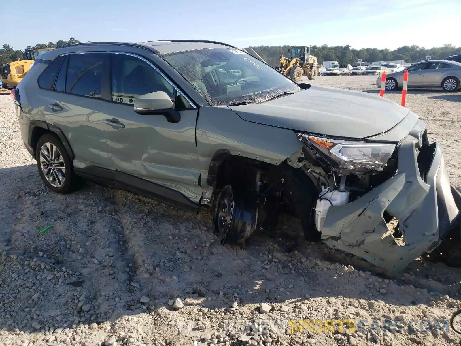 9 Photograph of a damaged car 2T3C1RFV8MW163627 TOYOTA RAV4 2021