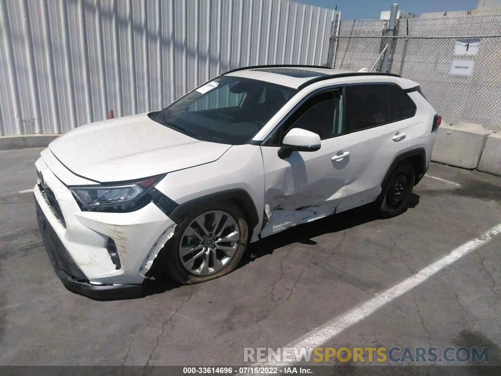 2 Photograph of a damaged car 2T3C1RFV8MW183019 TOYOTA RAV4 2021