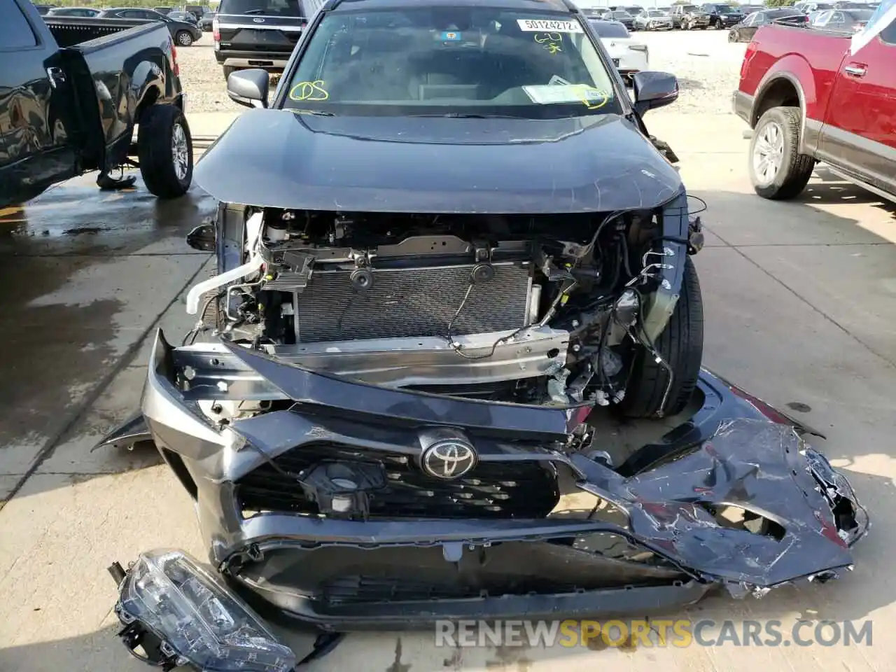 9 Photograph of a damaged car 2T3C1RFV9MC111215 TOYOTA RAV4 2021