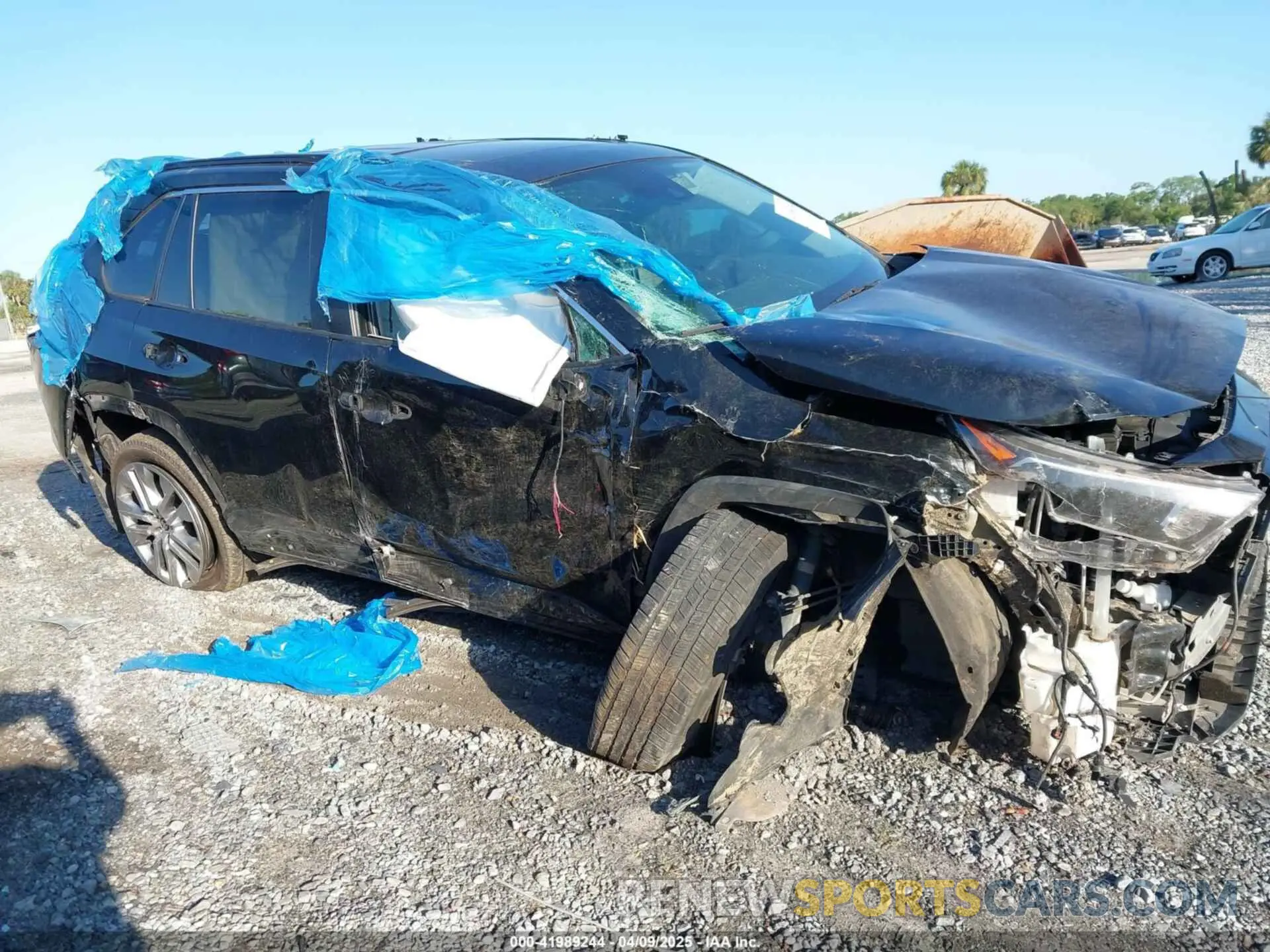 18 Photograph of a damaged car 2T3C1RFV9MC117564 TOYOTA RAV4 2021