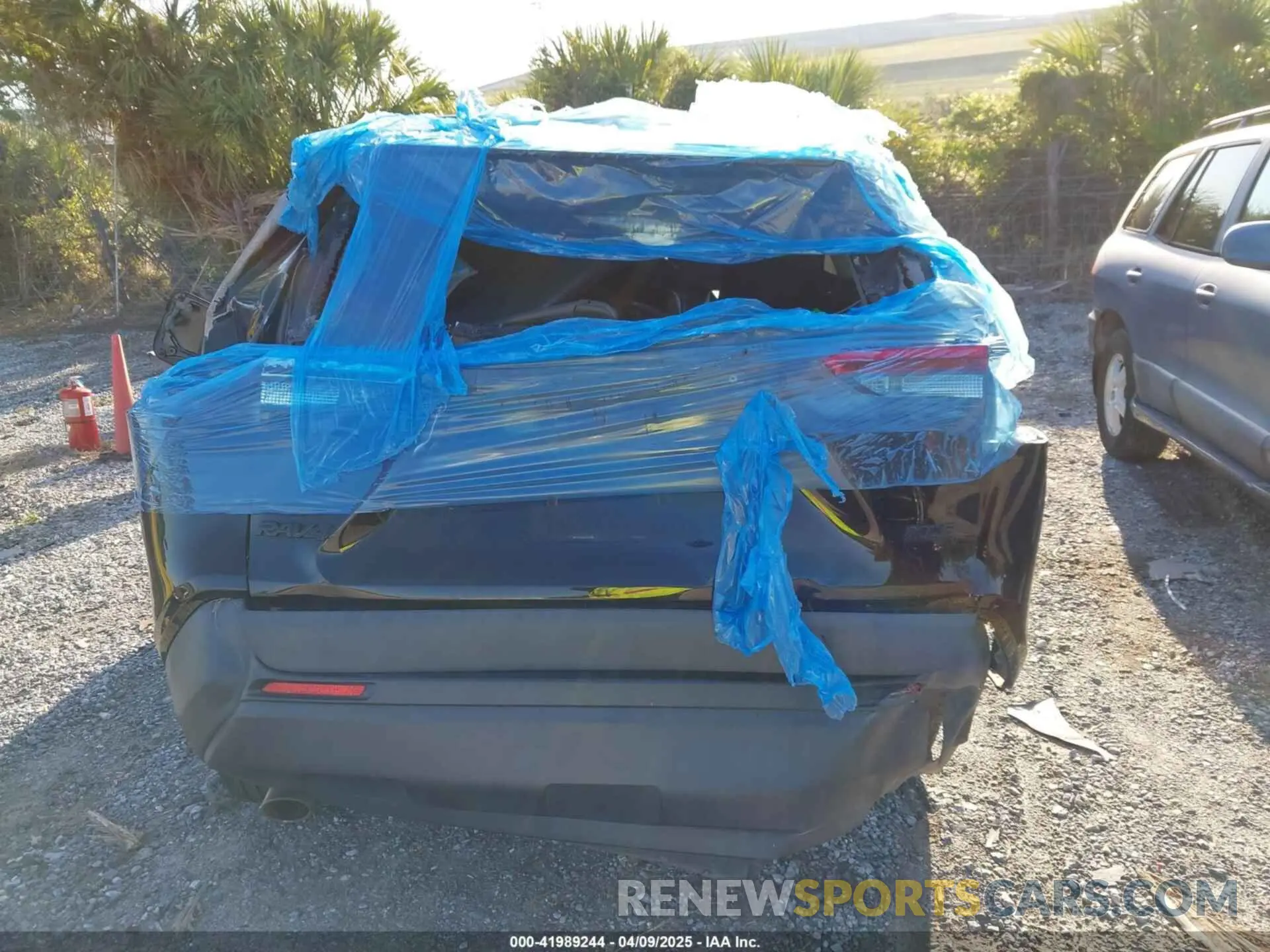 19 Photograph of a damaged car 2T3C1RFV9MC117564 TOYOTA RAV4 2021