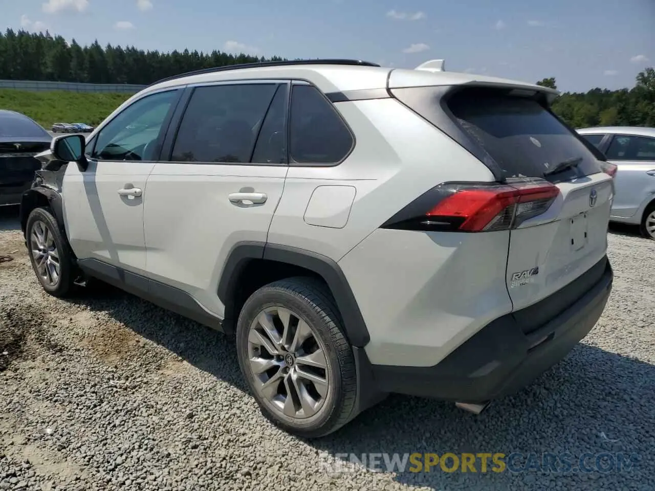 2 Photograph of a damaged car 2T3C1RFV9MW147727 TOYOTA RAV4 2021