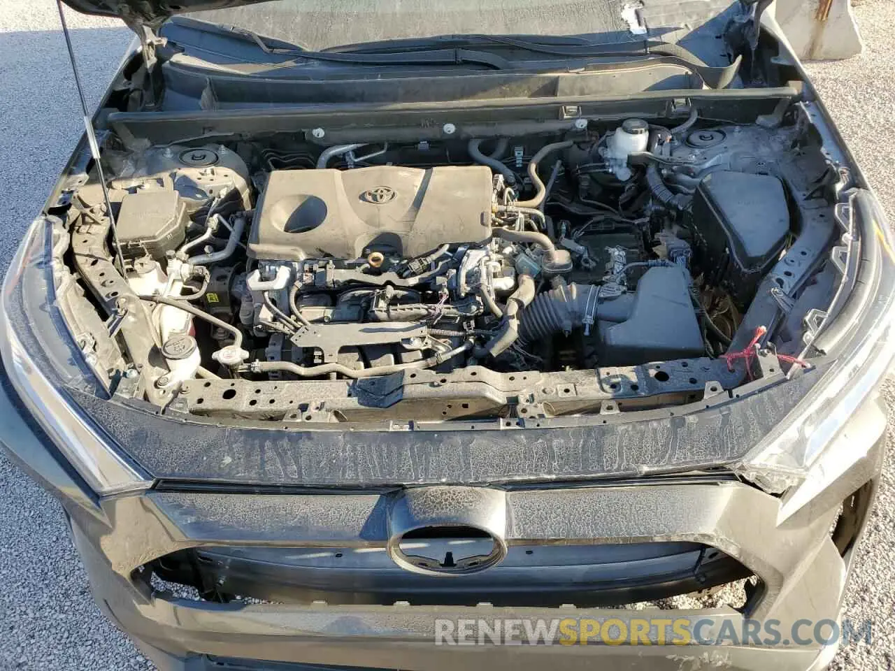 11 Photograph of a damaged car 2T3C1RFV9MW159442 TOYOTA RAV4 2021