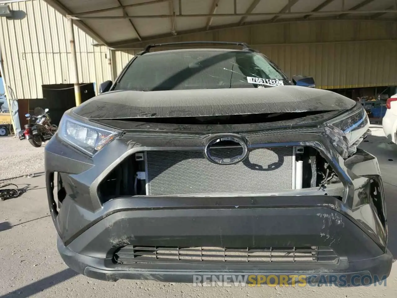 5 Photograph of a damaged car 2T3C1RFV9MW159442 TOYOTA RAV4 2021