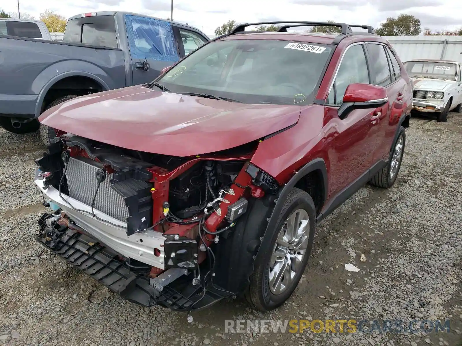 2 Photograph of a damaged car 2T3C1RFV9MW170666 TOYOTA RAV4 2021