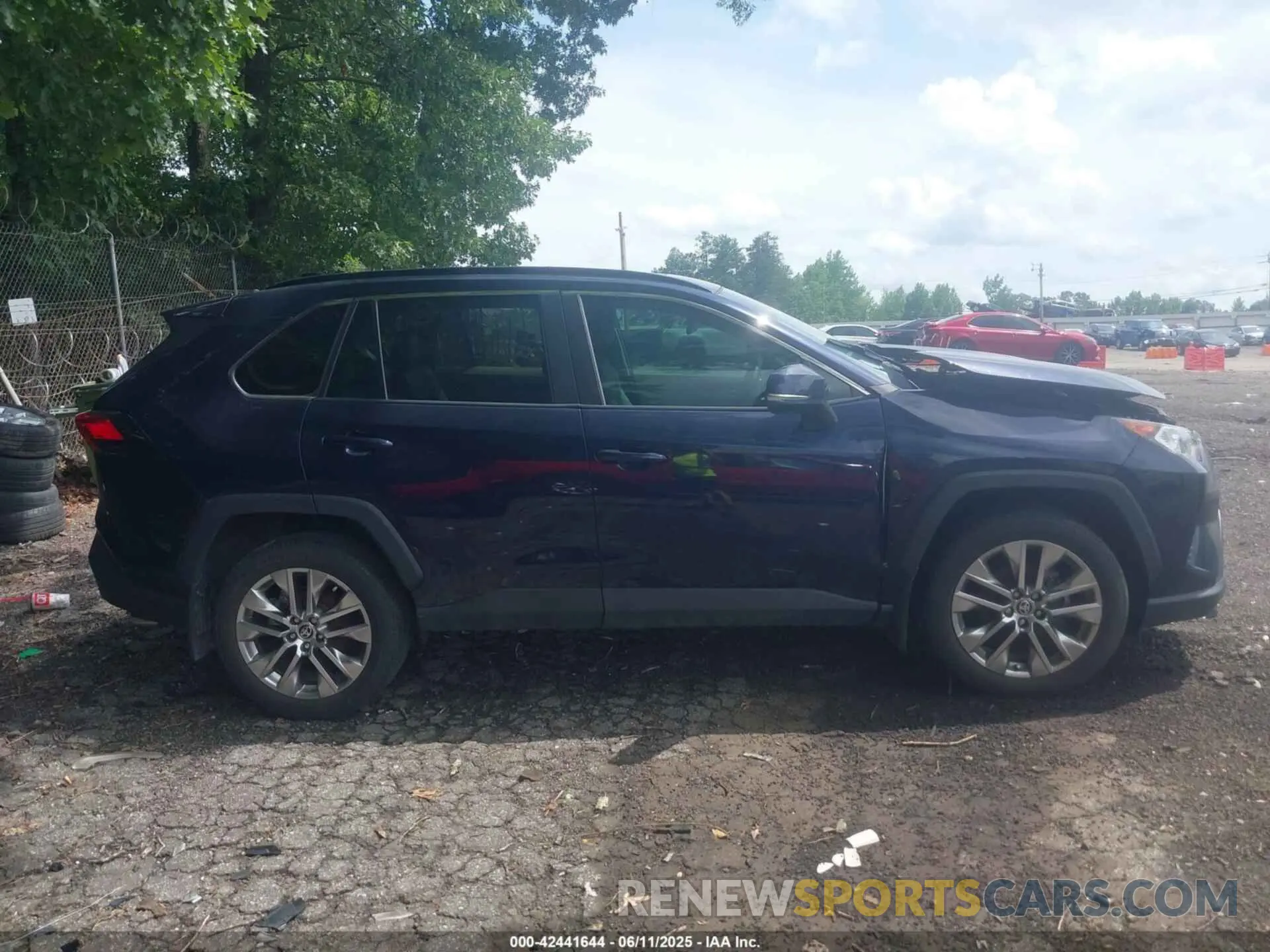13 Photograph of a damaged car 2T3C1RFV9MW181036 TOYOTA RAV4 2021