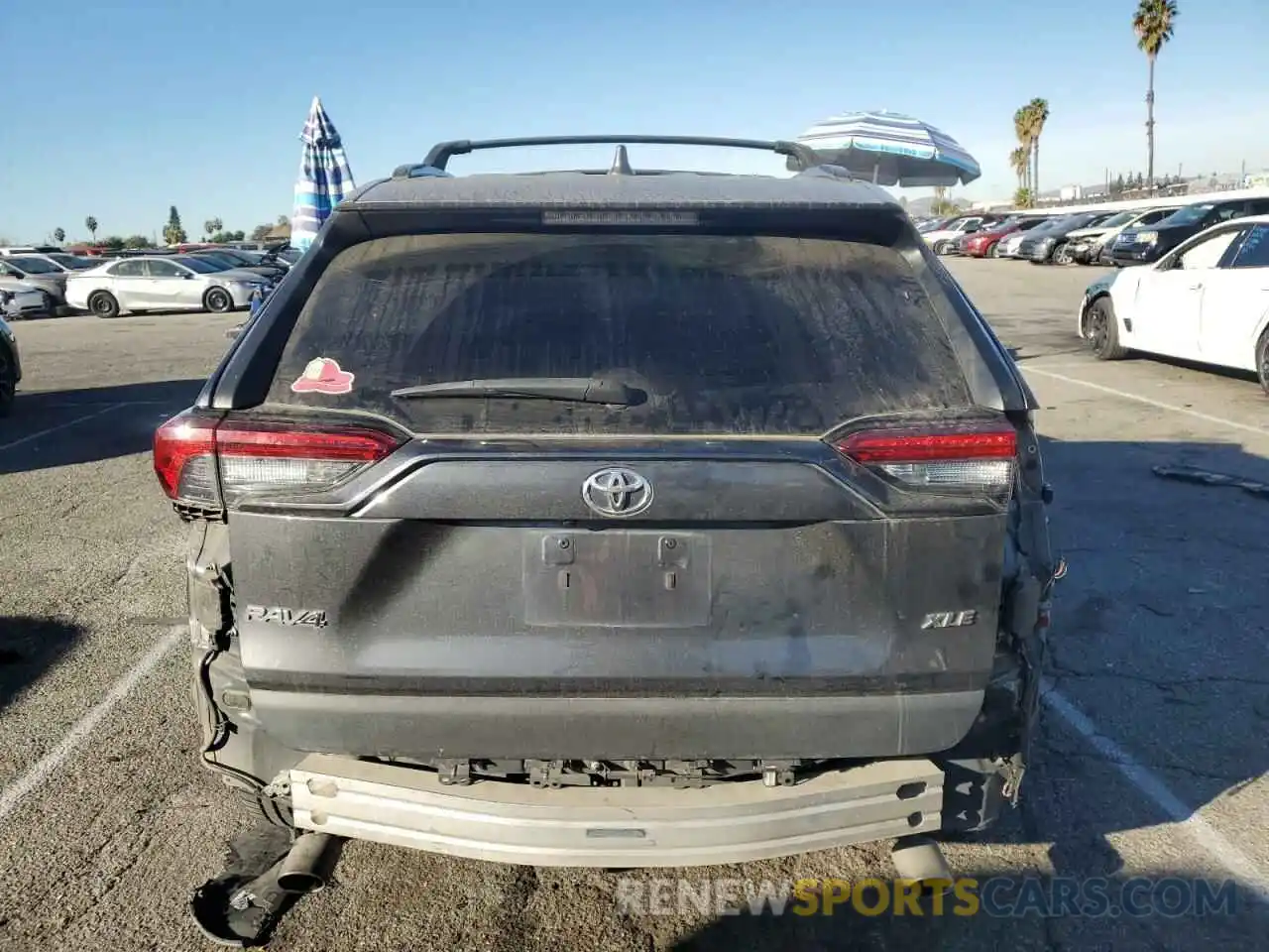 6 Photograph of a damaged car 2T3C1RFVXMC097552 TOYOTA RAV4 2021