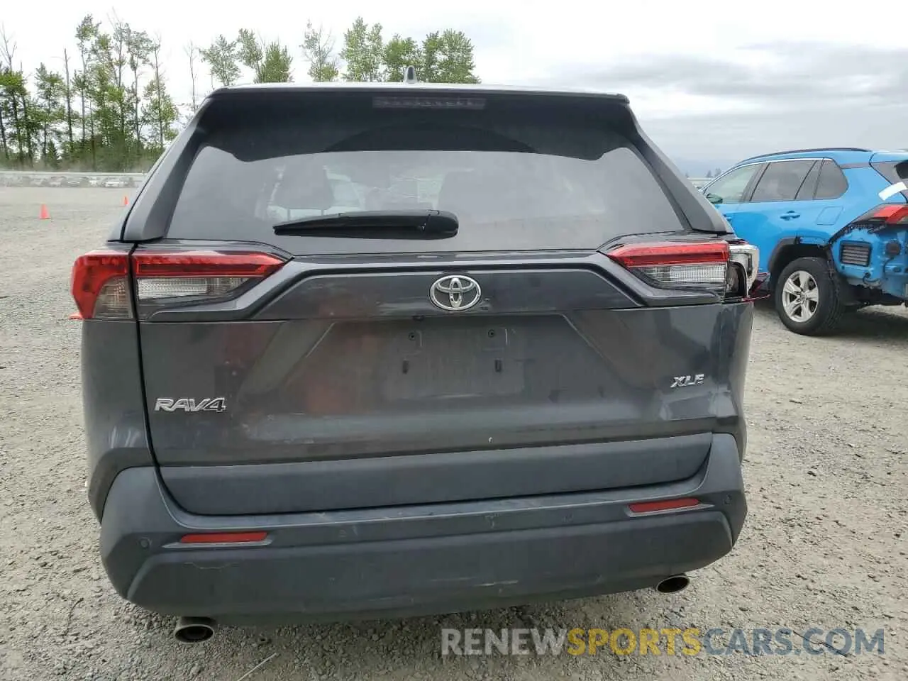 6 Photograph of a damaged car 2T3C1RFVXMC110896 TOYOTA RAV4 2021