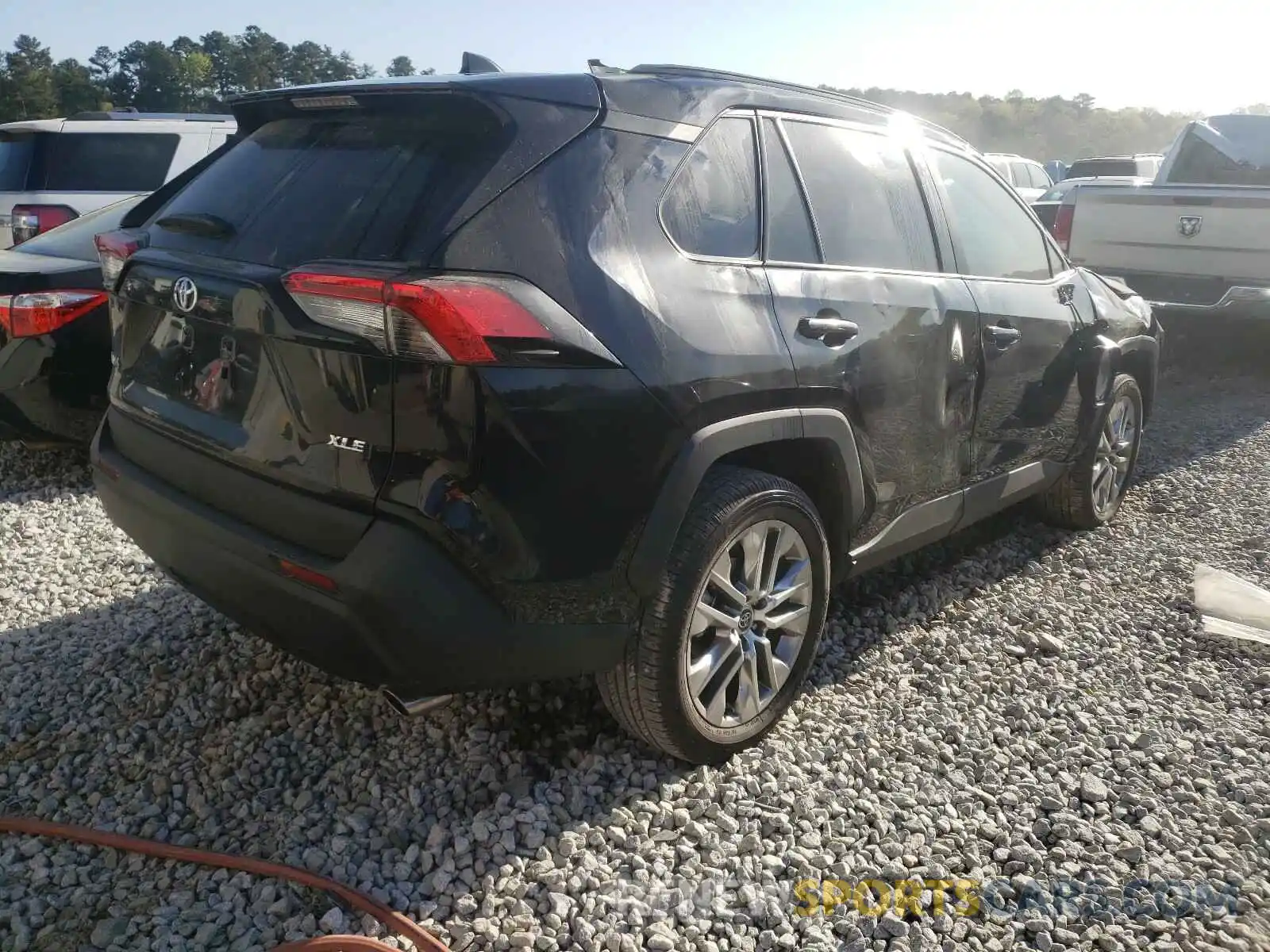 4 Photograph of a damaged car 2T3C1RFVXMC112177 TOYOTA RAV4 2021