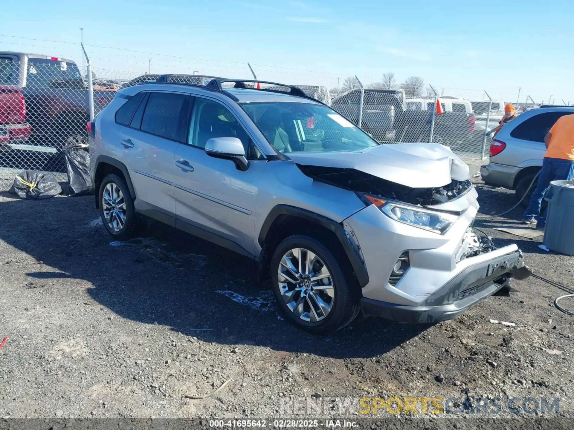 1 Photograph of a damaged car 2T3C1RFVXMC148497 TOYOTA RAV4 2021
