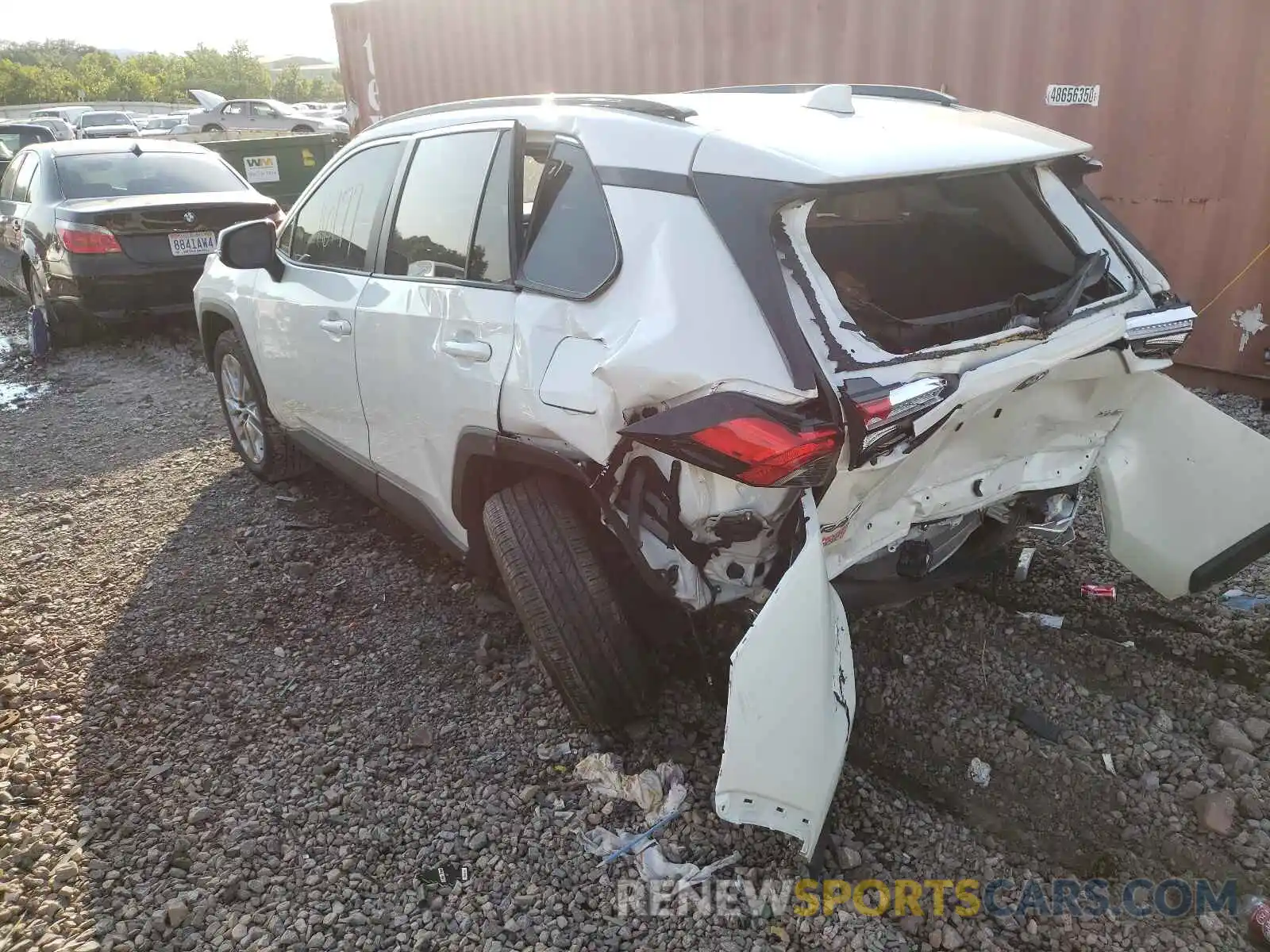 3 Photograph of a damaged car 2T3C1RFVXMW118544 TOYOTA RAV4 2021