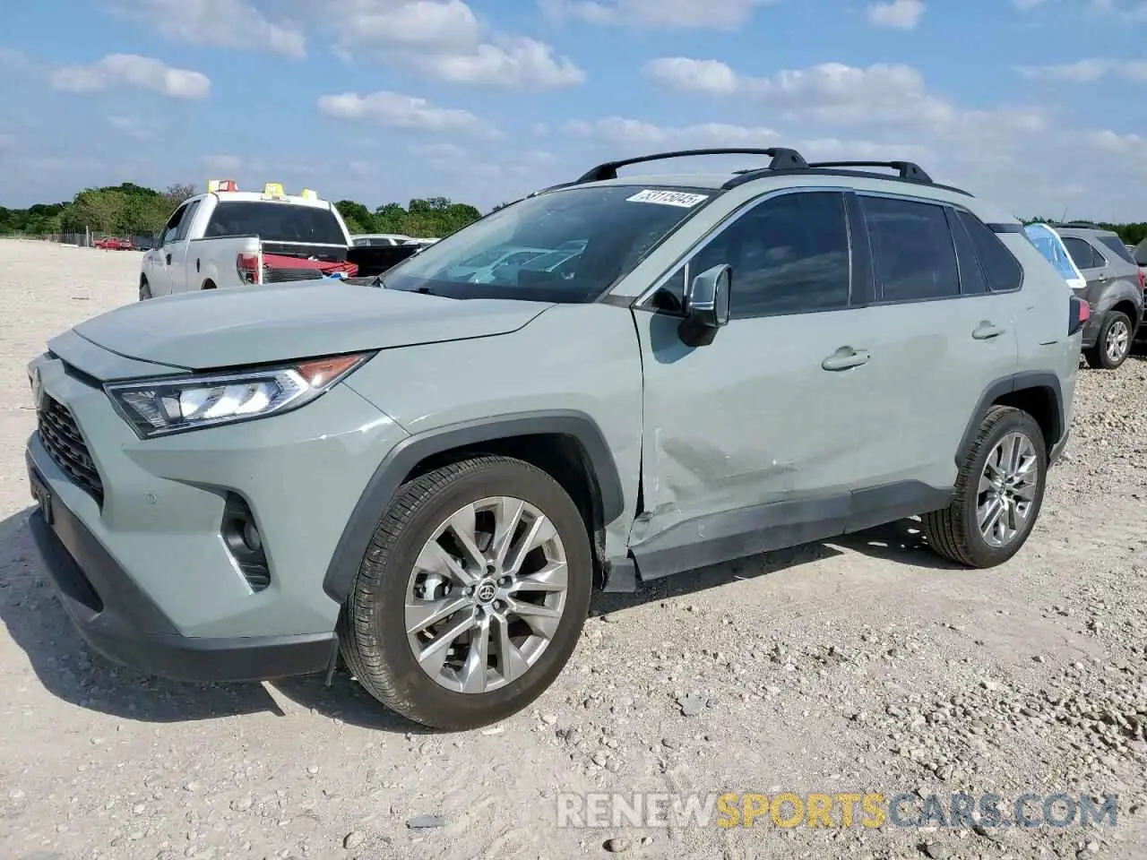 1 Photograph of a damaged car 2T3C1RFVXMW138003 TOYOTA RAV4 2021