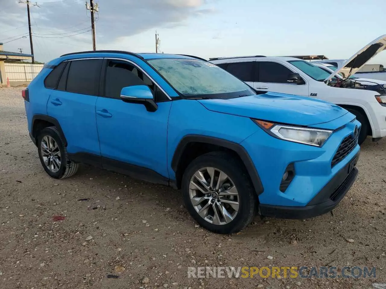 4 Photograph of a damaged car 2T3C1RFVXMW148837 TOYOTA RAV4 2021