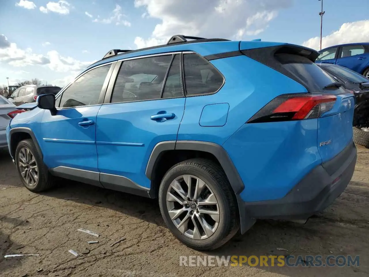 2 Photograph of a damaged car 2T3C1RFVXMW172460 TOYOTA RAV4 2021