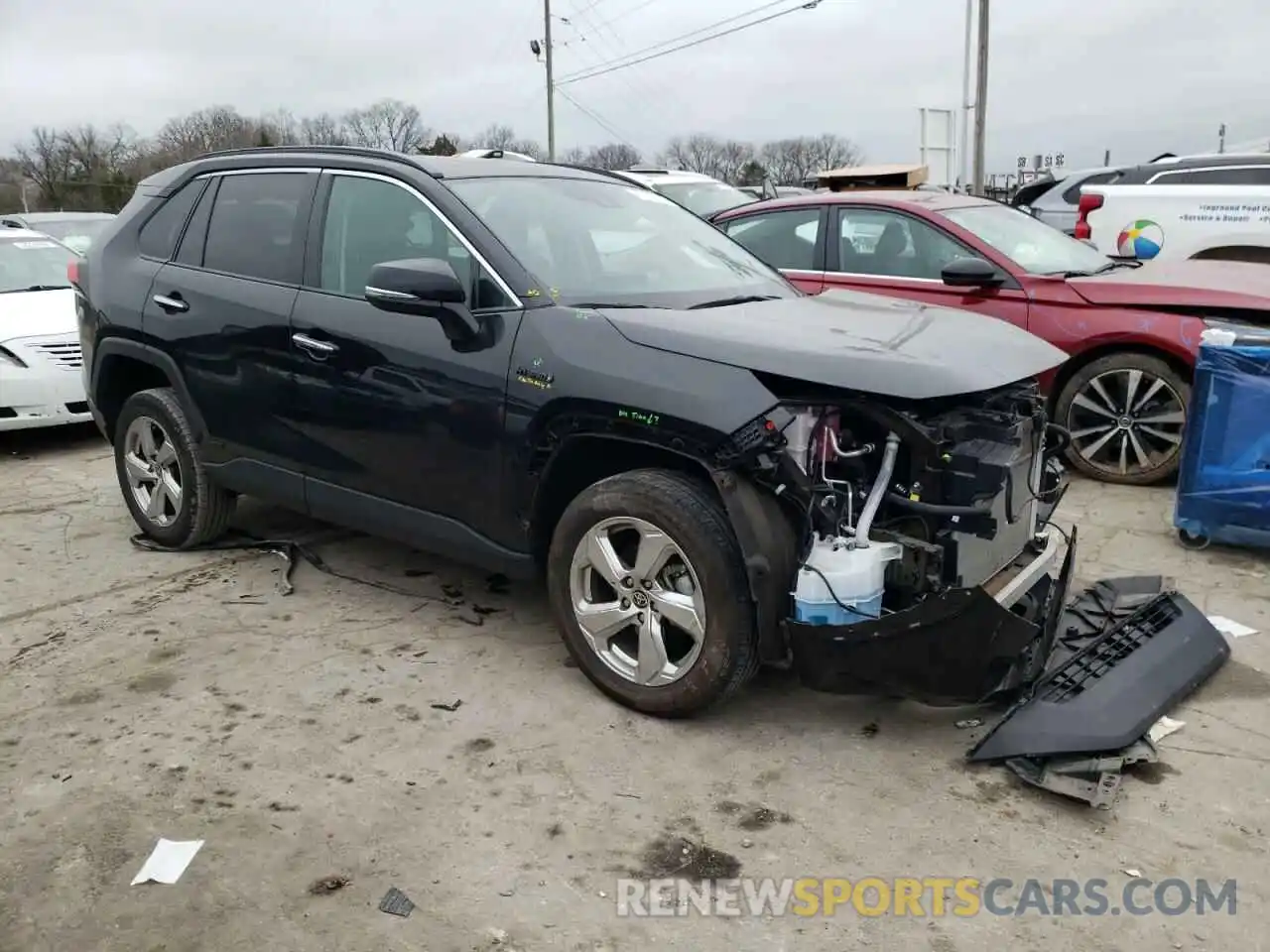 4 Photograph of a damaged car 2T3D6RFV2MW010988 TOYOTA RAV4 2021