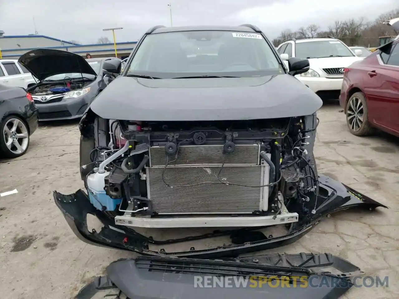 5 Photograph of a damaged car 2T3D6RFV2MW010988 TOYOTA RAV4 2021