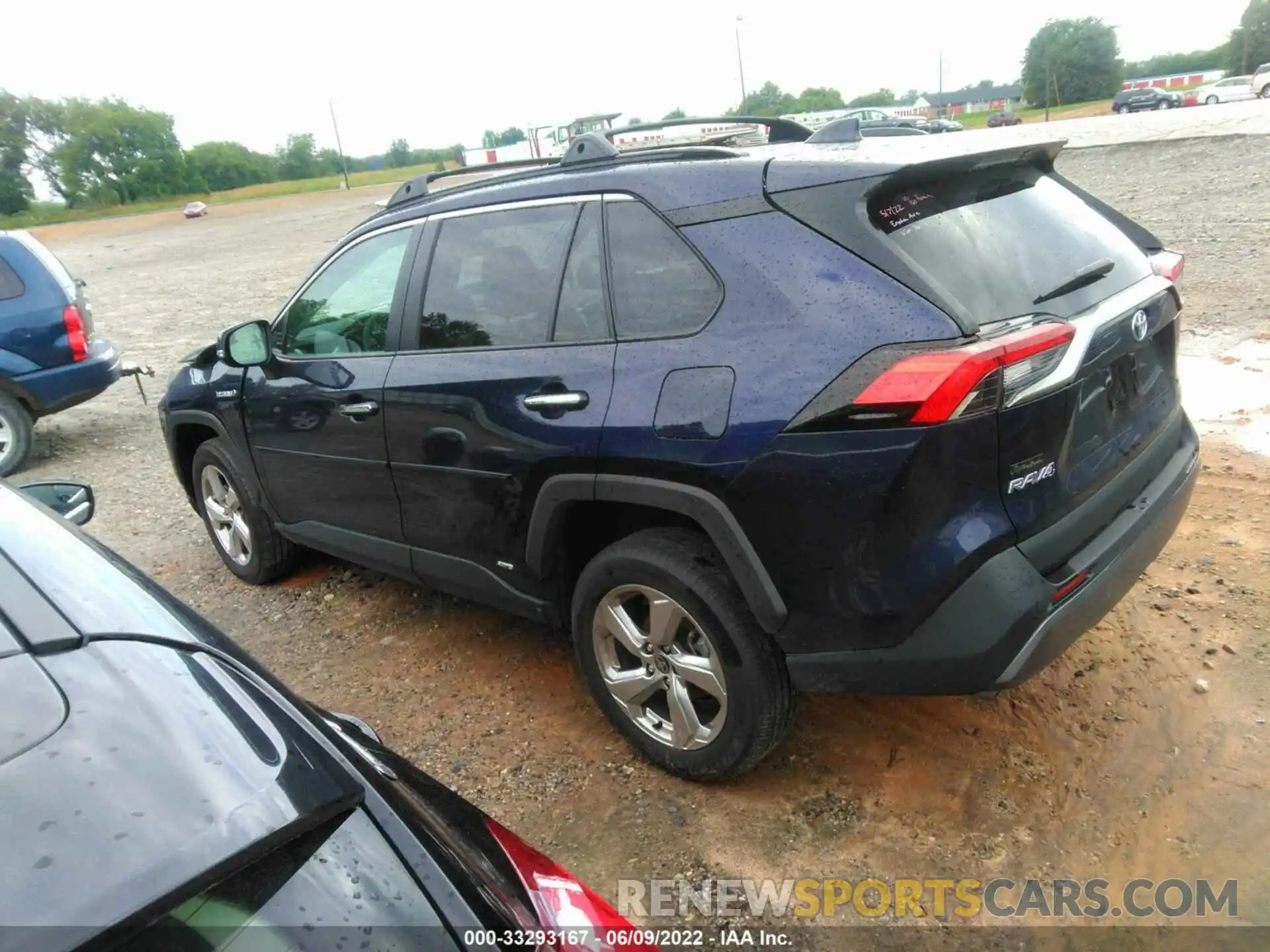 3 Photograph of a damaged car 2T3D6RFV2MW023613 TOYOTA RAV4 2021