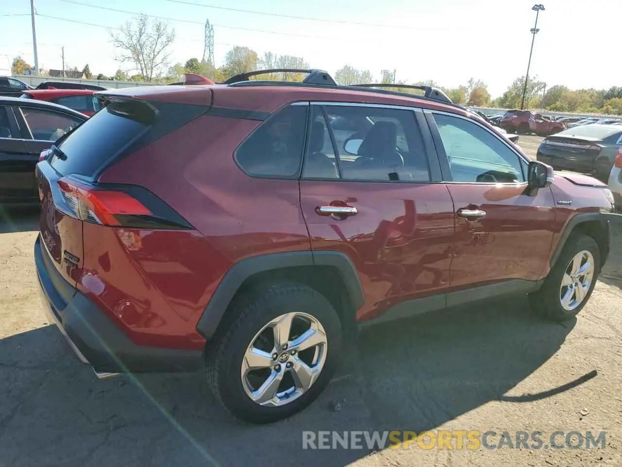 3 Photograph of a damaged car 2T3D6RFV4MW010815 TOYOTA RAV4 2021
