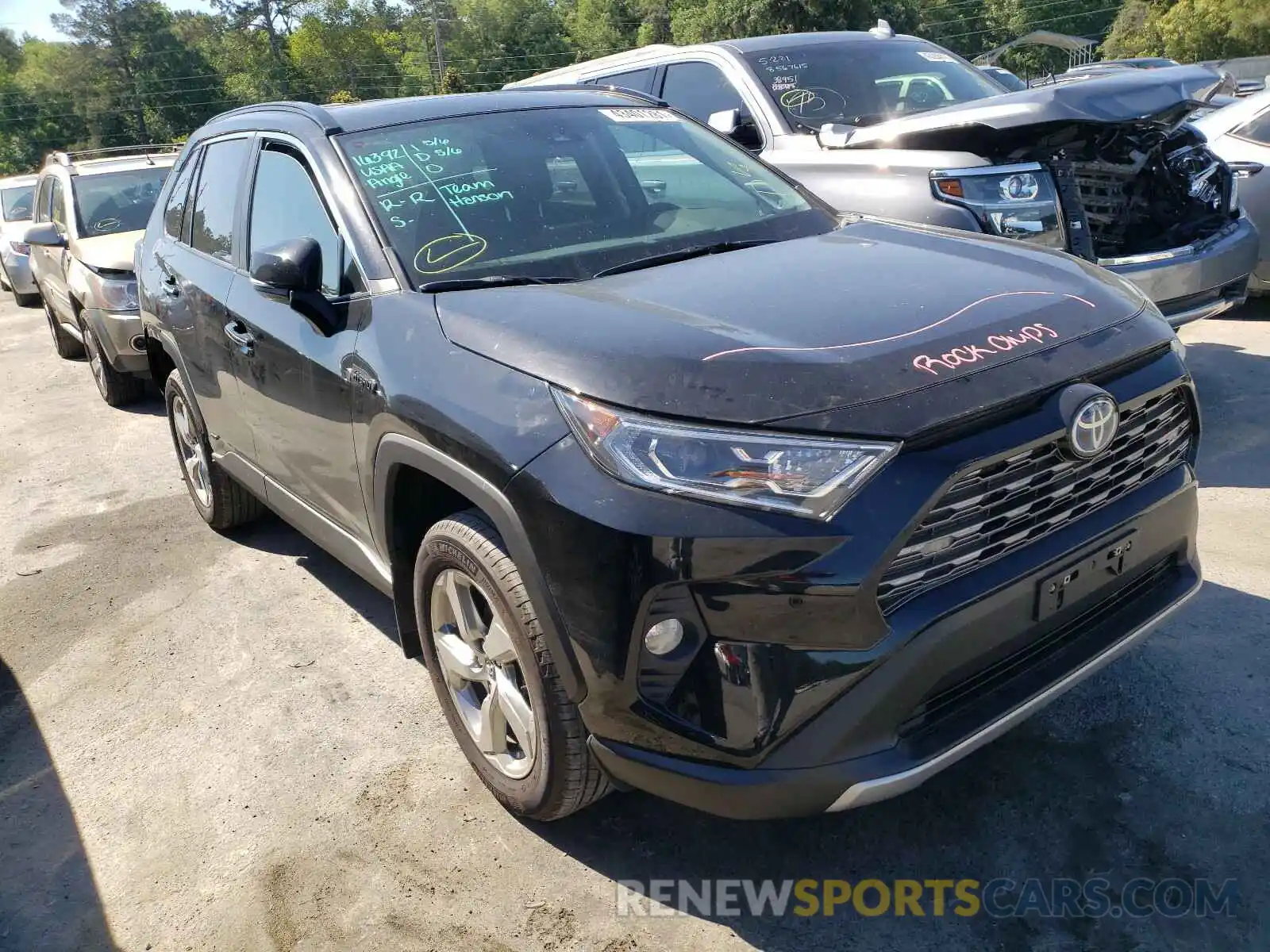 1 Photograph of a damaged car 2T3D6RFV8MW007027 TOYOTA RAV4 2021