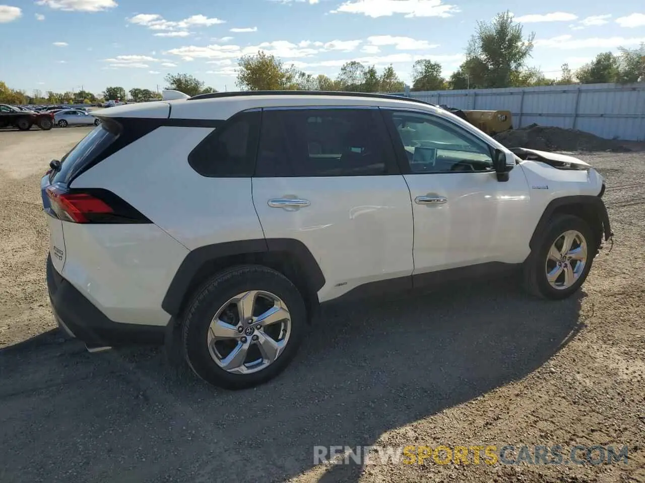3 Photograph of a damaged car 2T3DWRFV0MW106117 TOYOTA RAV4 2021