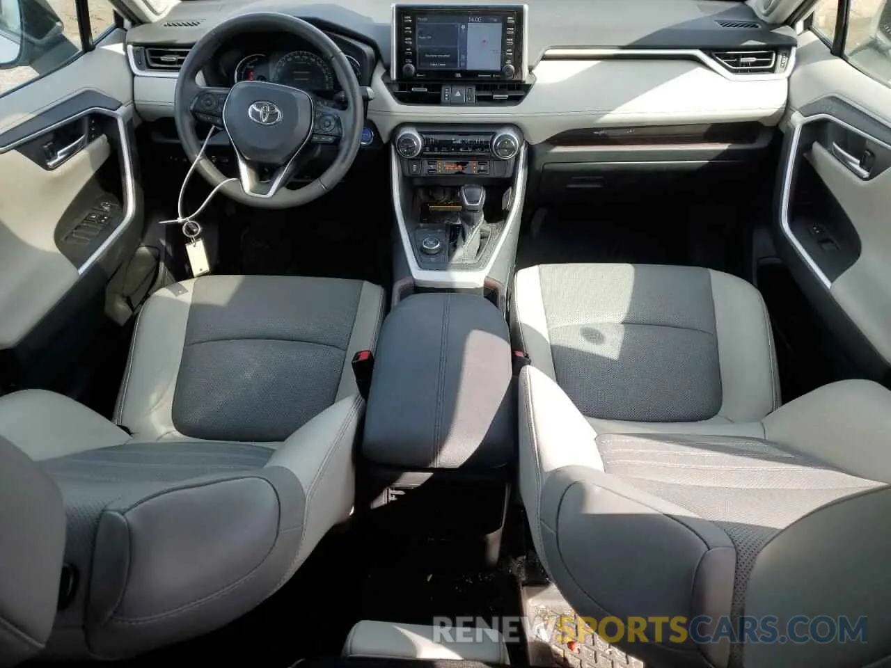 8 Photograph of a damaged car 2T3DWRFV6MW120572 TOYOTA RAV4 2021
