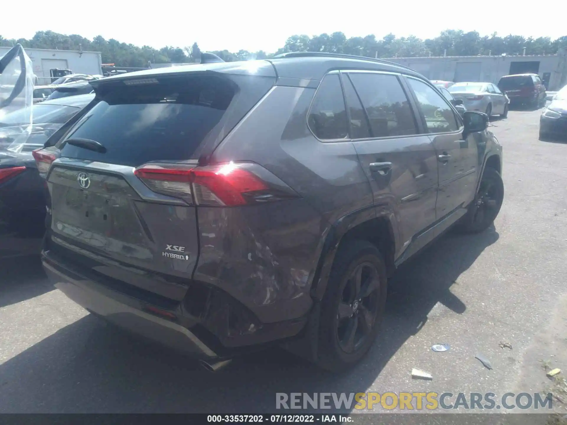 4 Photograph of a damaged car 2T3E6RFV0MW003302 TOYOTA RAV4 2021