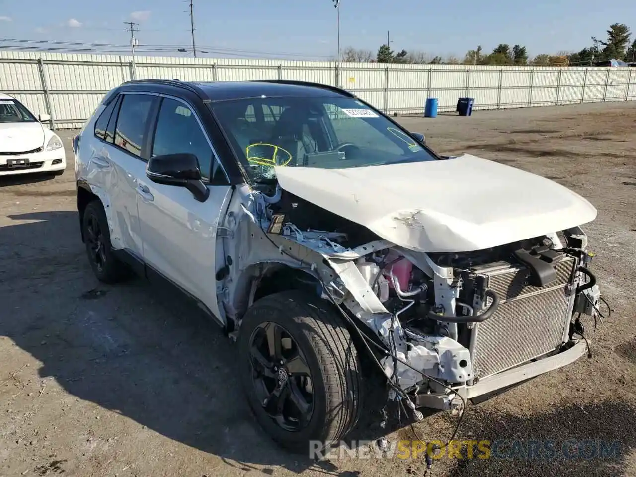 1 Photograph of a damaged car 2T3E6RFV0MW010010 TOYOTA RAV4 2021