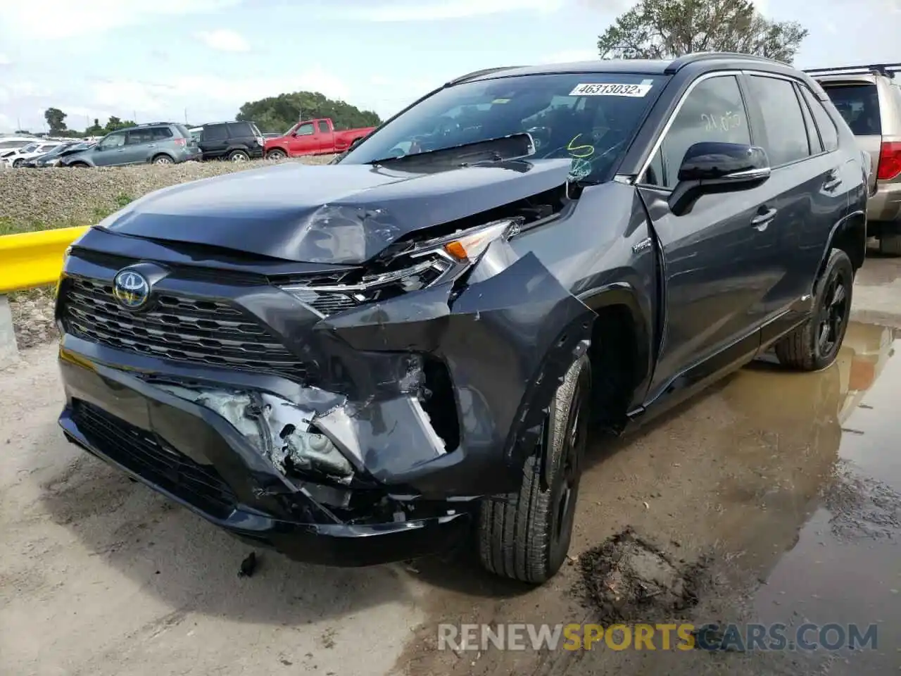 2 Photograph of a damaged car 2T3E6RFV1MW016723 TOYOTA RAV4 2021