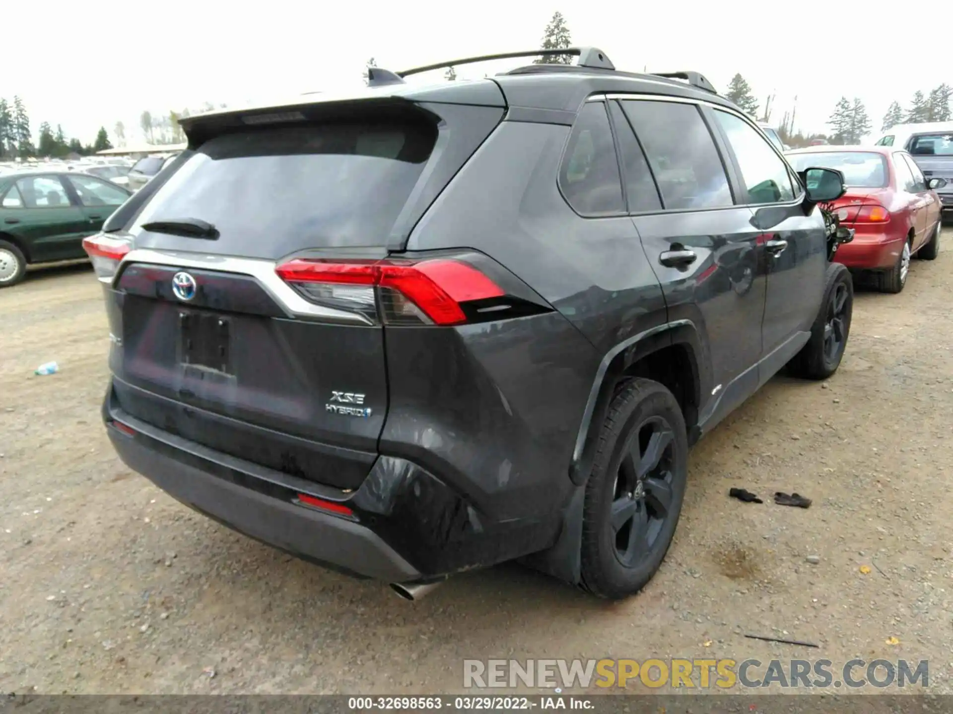 4 Photograph of a damaged car 2T3E6RFV1MW016902 TOYOTA RAV4 2021