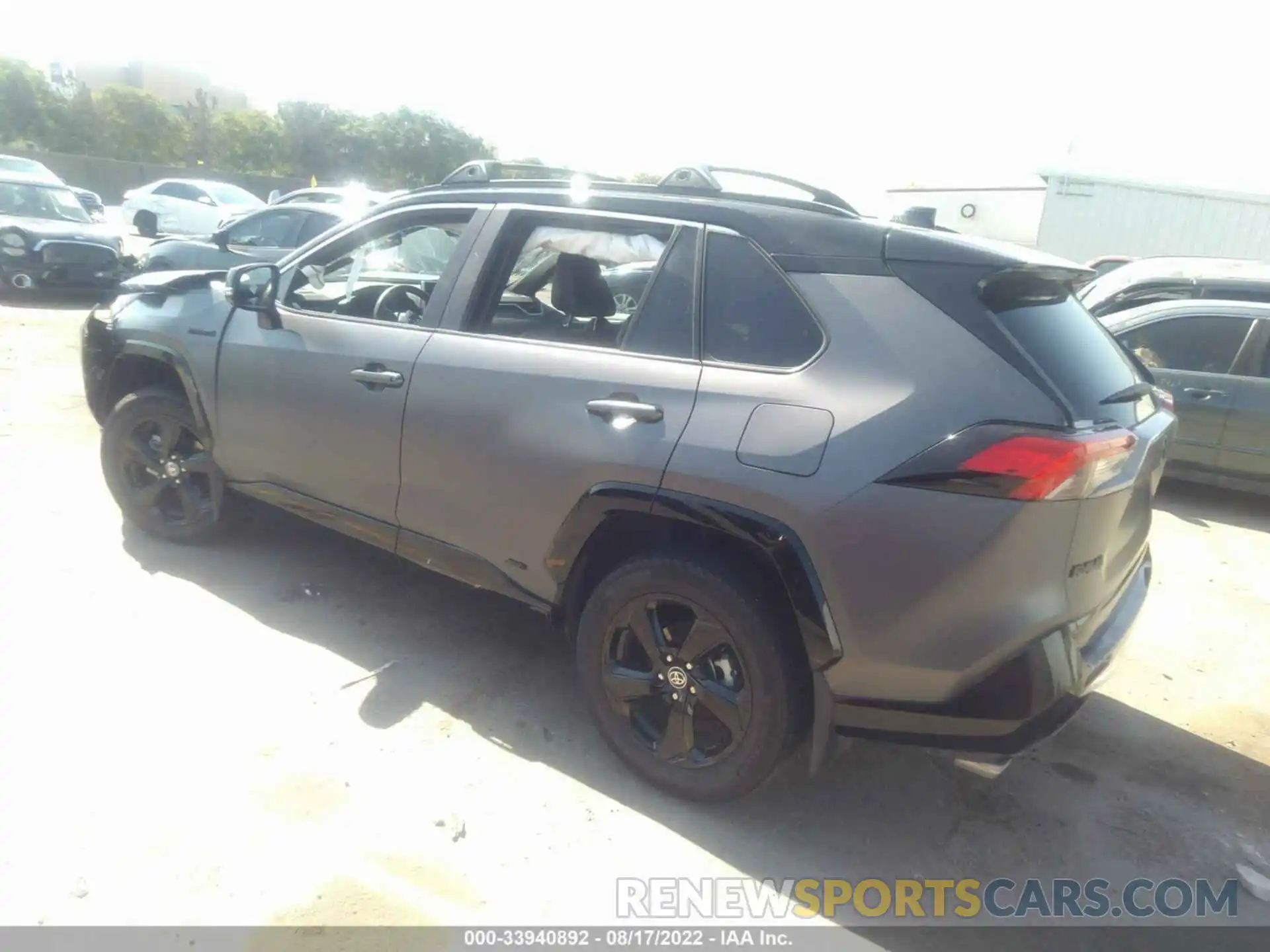 3 Photograph of a damaged car 2T3E6RFV1MW027320 TOYOTA RAV4 2021