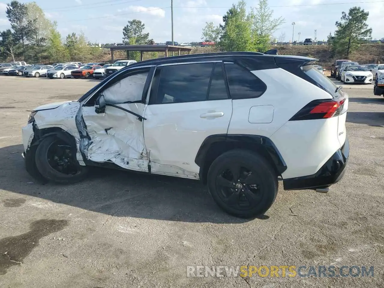 2 Photograph of a damaged car 2T3E6RFV1MW028094 TOYOTA RAV4 2021